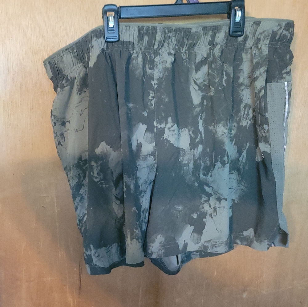 Mens Camouflage Patterned 2XL Shorts